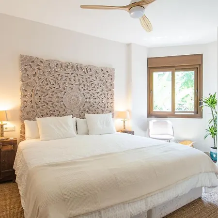 Close To The Beach. Villa